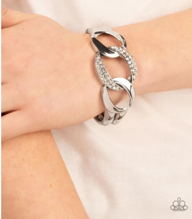 BOMBSHELL Squad - White Bracelet