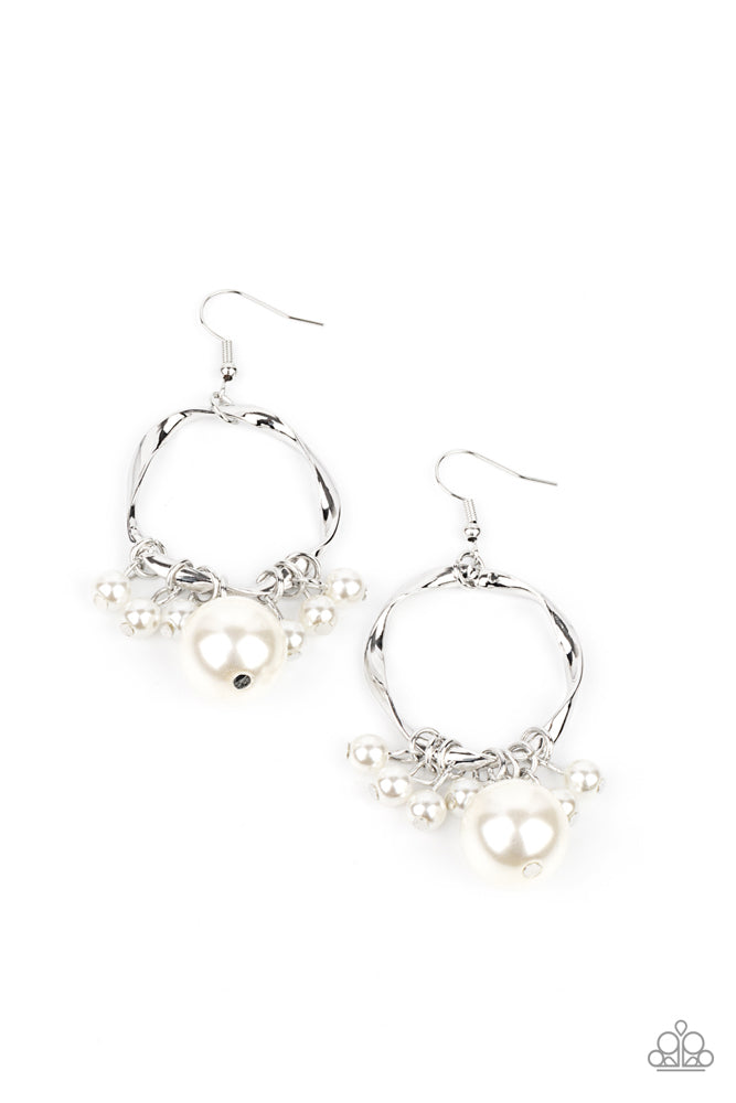 Delectably Diva - White  $8.00